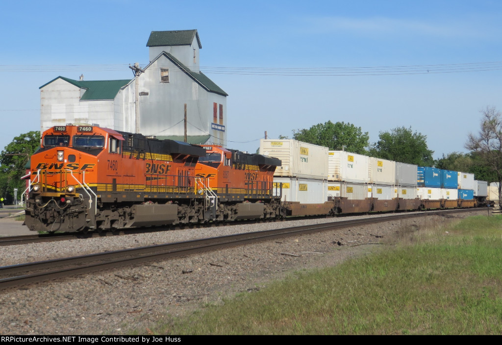 BNSF 7460 East